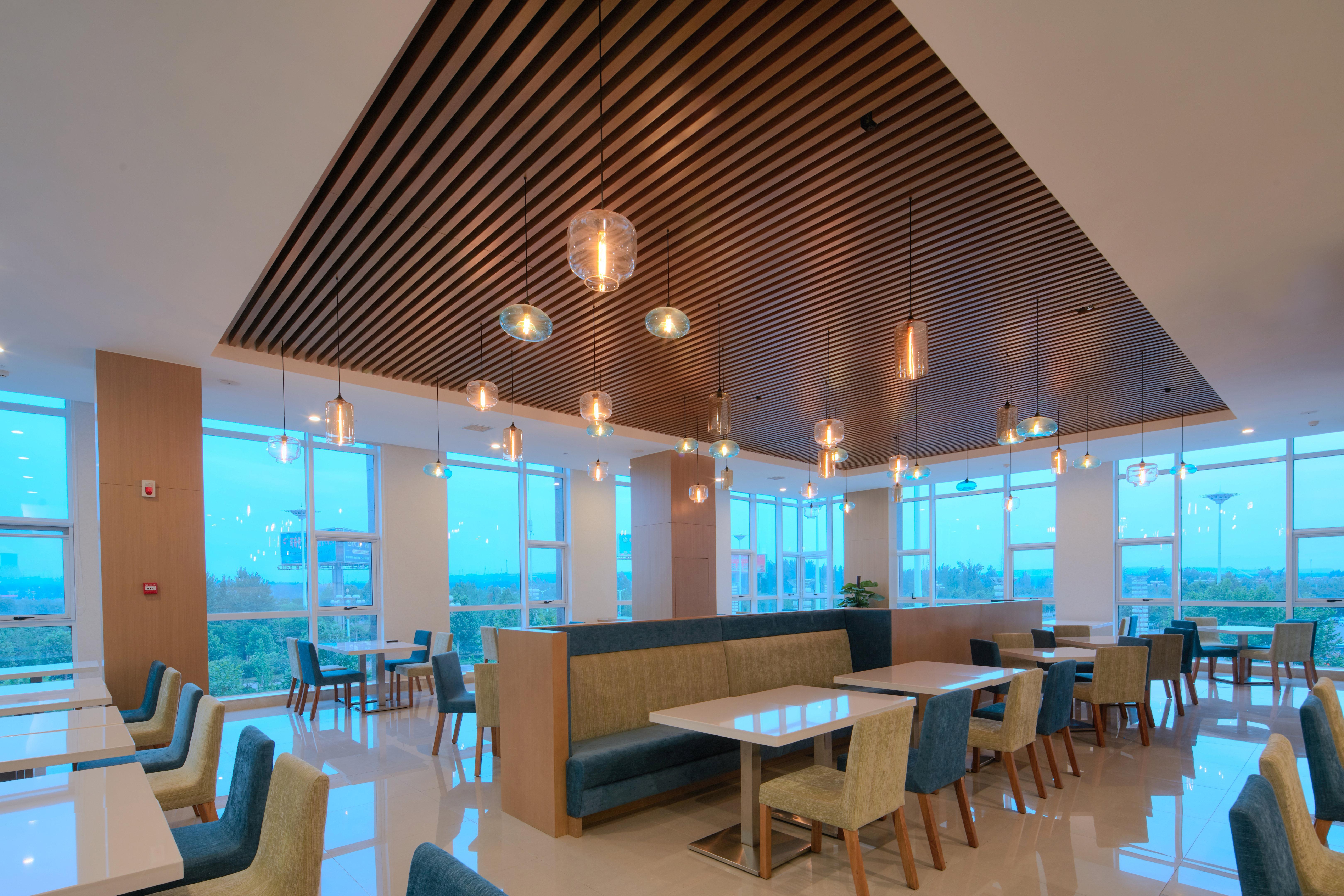 Holiday Inn Express Luoyang Yichuan By Ihg Ngoại thất bức ảnh