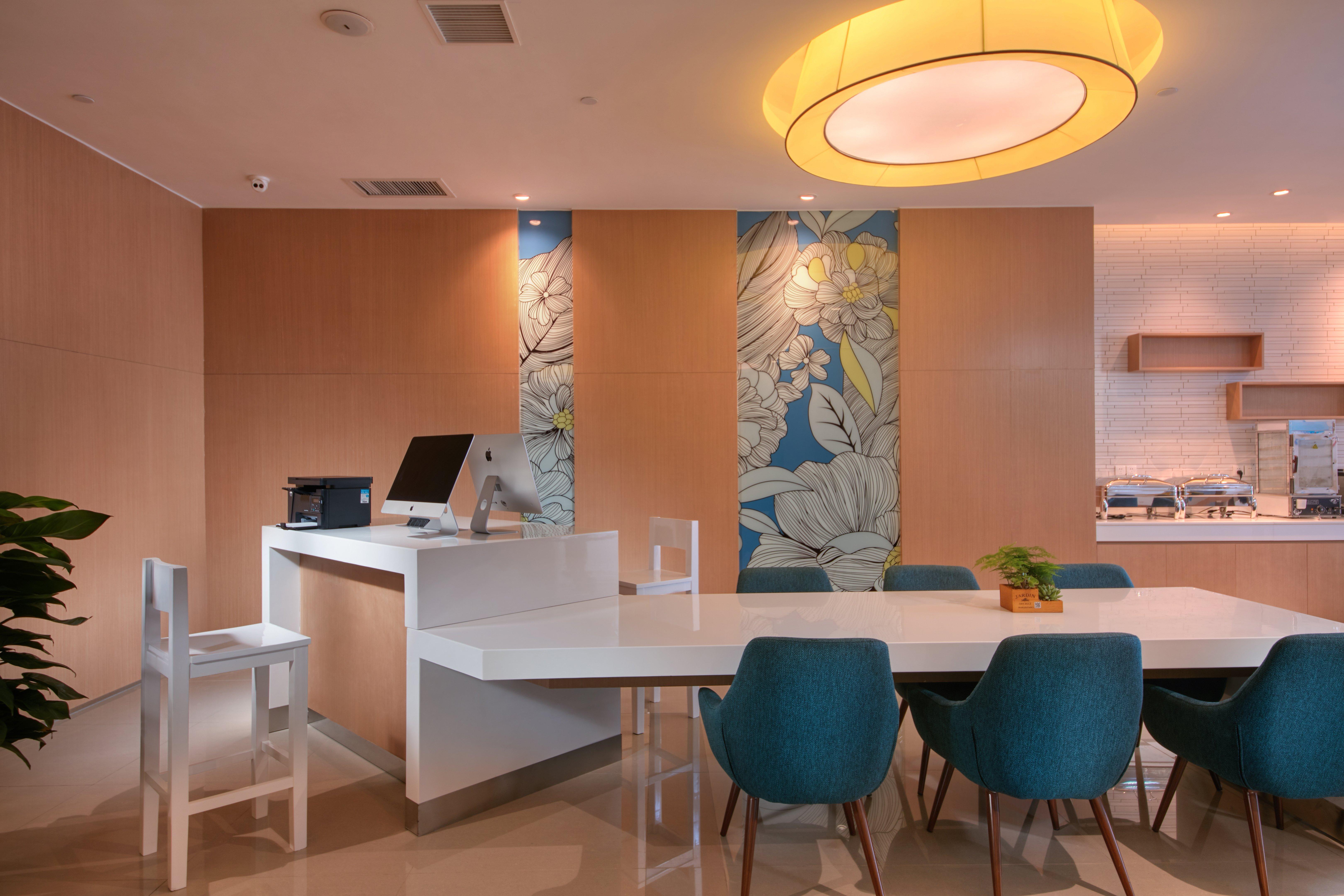 Holiday Inn Express Luoyang Yichuan By Ihg Ngoại thất bức ảnh
