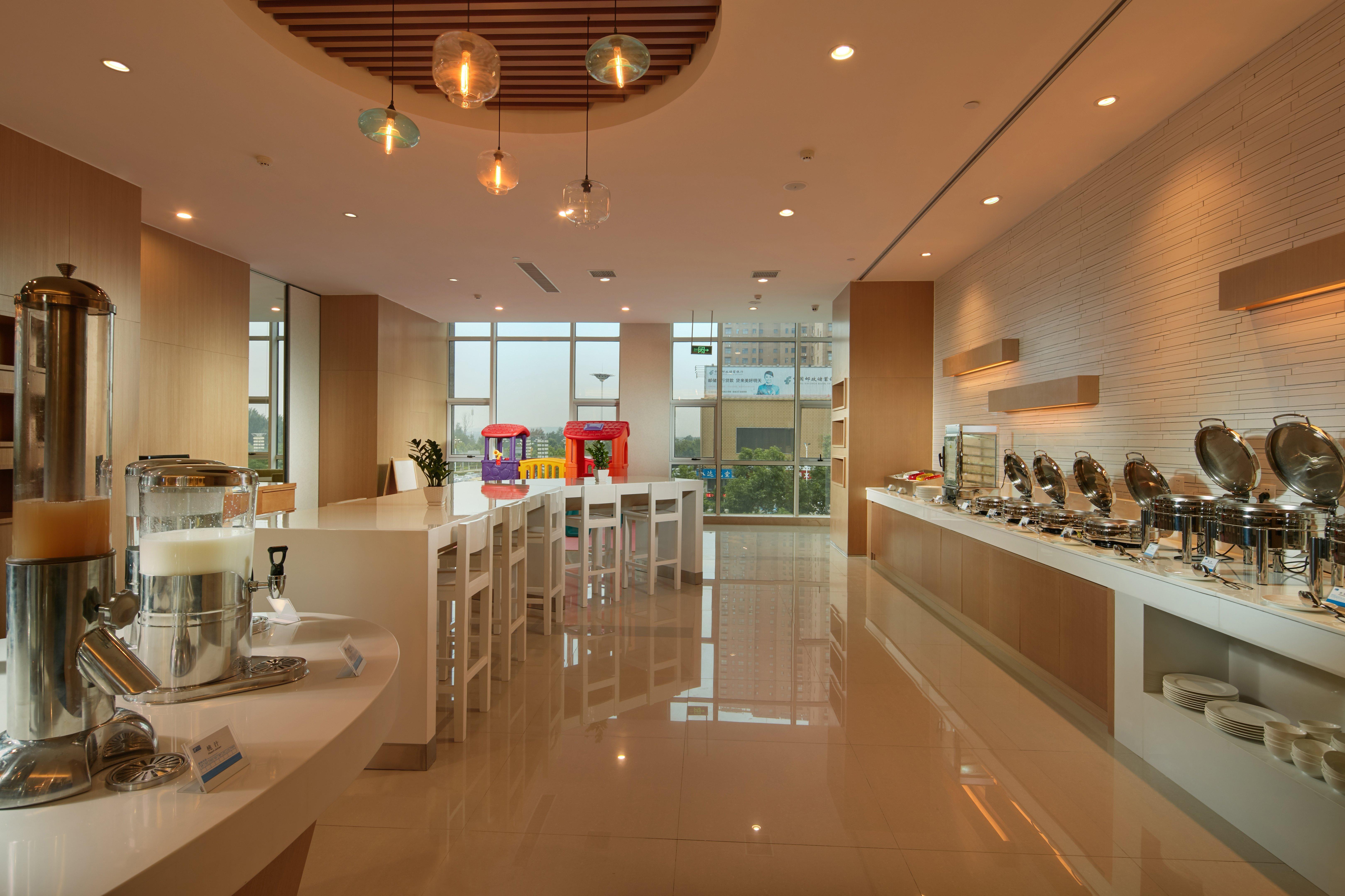 Holiday Inn Express Luoyang Yichuan By Ihg Ngoại thất bức ảnh