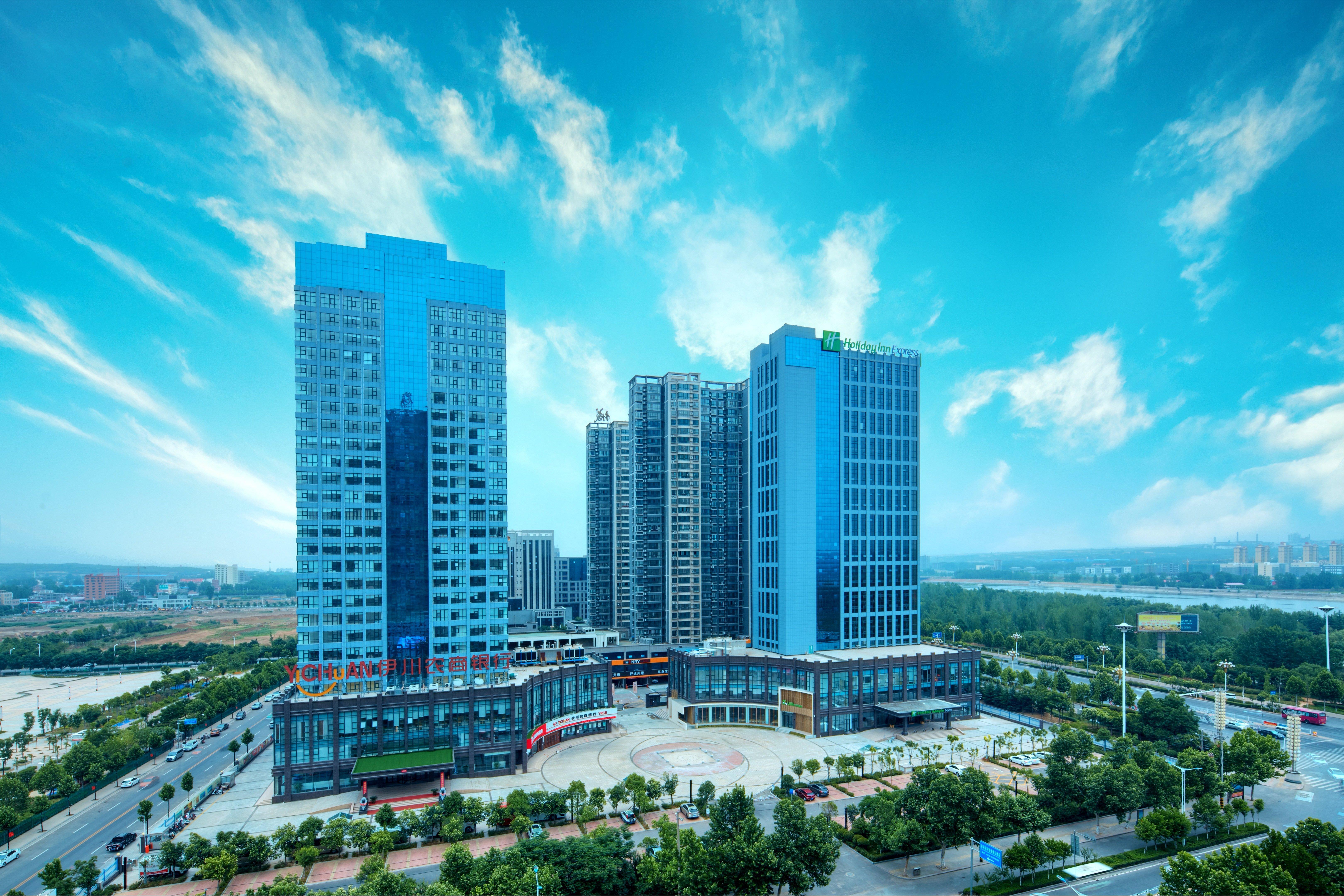 Holiday Inn Express Luoyang Yichuan By Ihg Ngoại thất bức ảnh