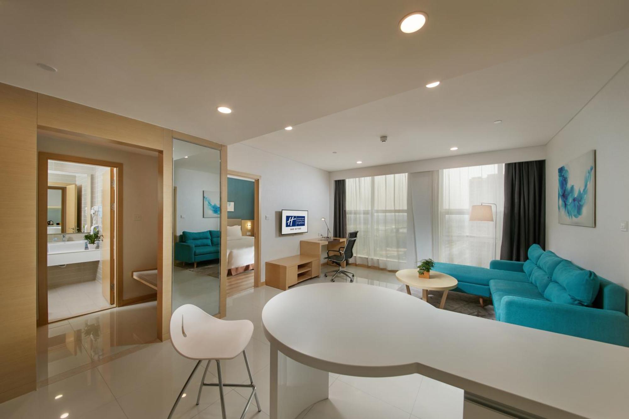 Holiday Inn Express Luoyang Yichuan By Ihg Ngoại thất bức ảnh